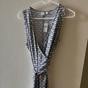 NWT Gap SoftSpun Patterned Wrap Dress